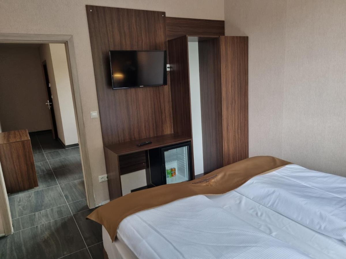 Hotel Pasa Paradies Kostenlose Parkplaetze Hanau Exteriör bild